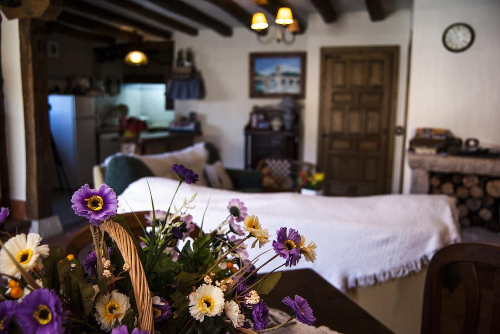 La Fuente Del Monte Villa Caballar Kültér fotó